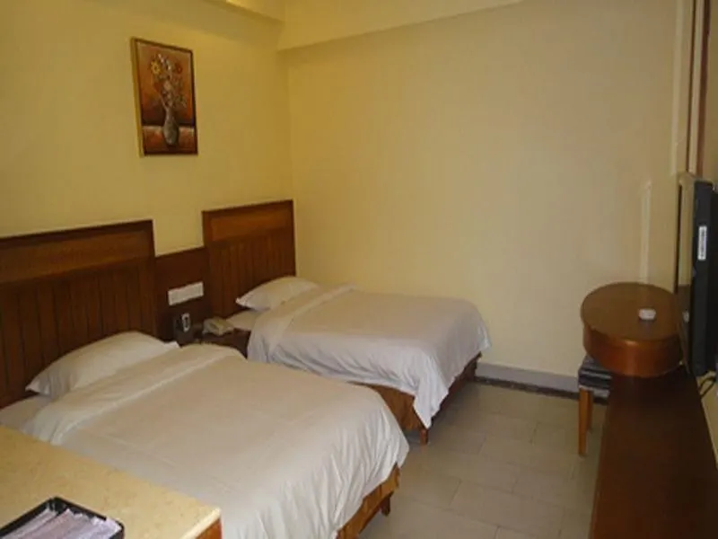 Home Inn Dadonghai Luhuitou Square Branch contacts